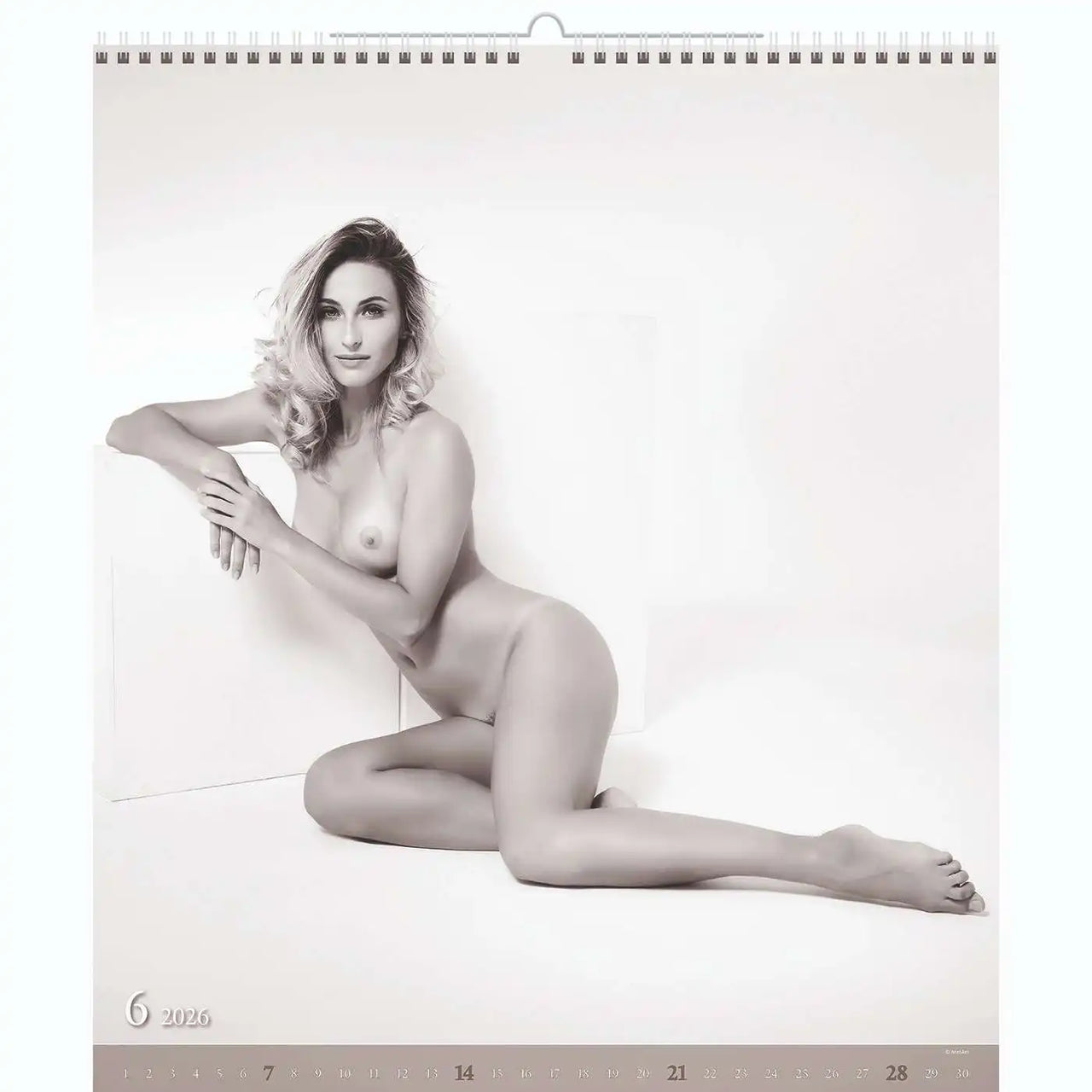 Nacktschwarz-Weiß-Kalender A2 2026+ Kostenloser 2025 Kalender
