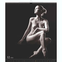 Nacktschwarz-Weiß-Kalender A2 2026+ Kostenloser 2025 Kalender