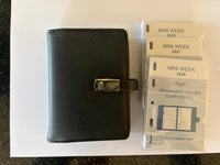 1401-60 Mini Organizer pullup zwart 2026 2027 2028 + gratis pen