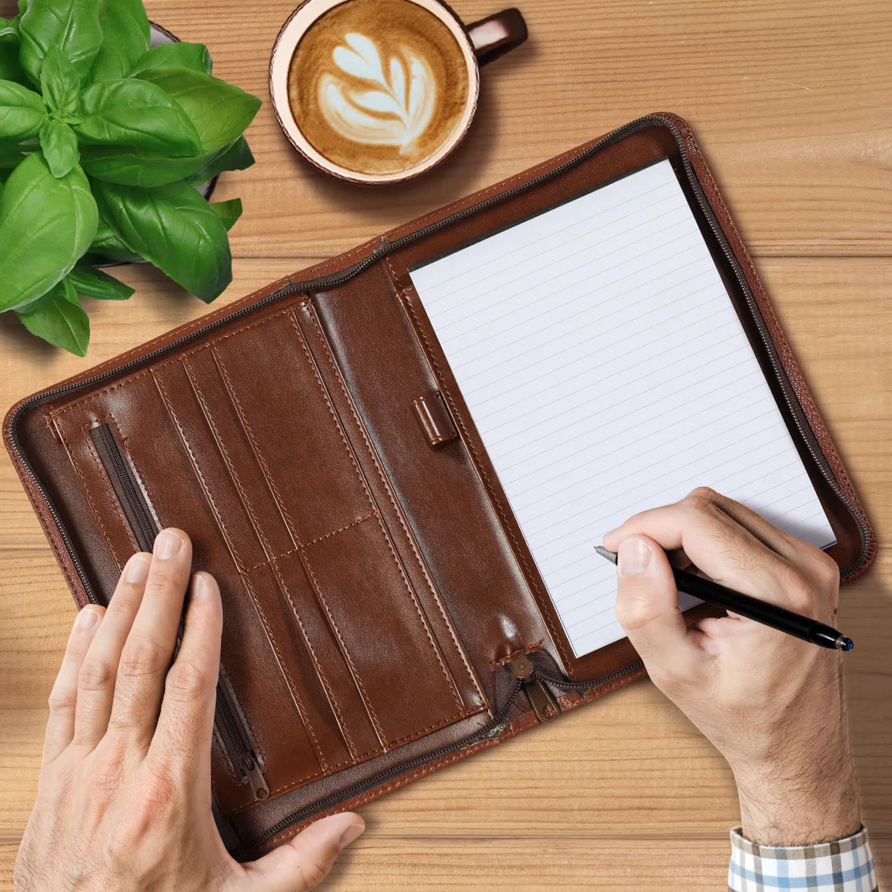 2500-02 A5 Schrijfmap Hazelnoot bruin