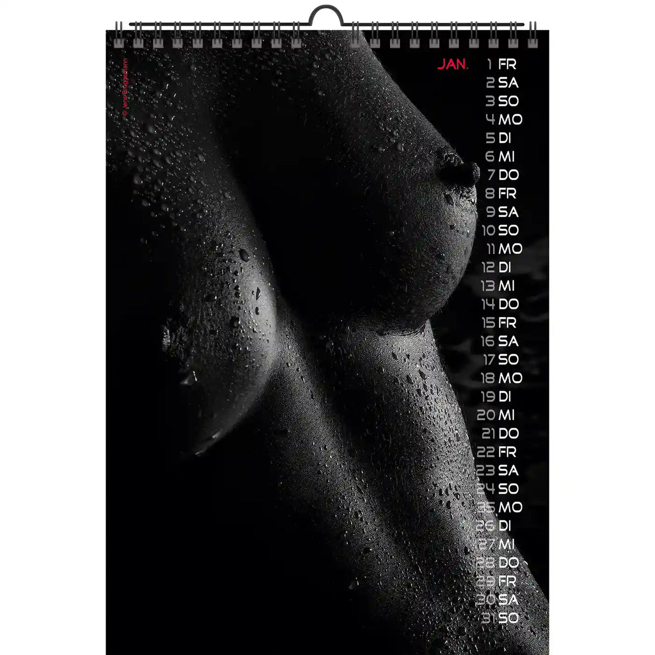 Kalender met zwart-wit abstract ontwerp op een witte achtergrond