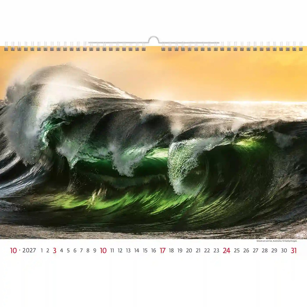 Kalender met een groot golfmotief op een witte achtergrond
