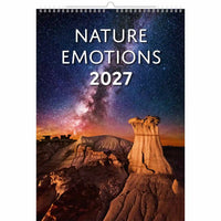 Kalender getiteld 'Nature Emotions 2027' met woestijnlandschap en sterrenhemel design.
