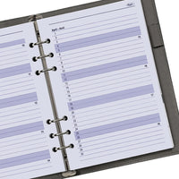 Close-up van een planner met een ringbandsysteem op een witte achtergrond